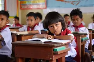 50 Contoh kalimat perintah untuk anak SD dalam kehidupan sehari-hari yang mudah dipahami