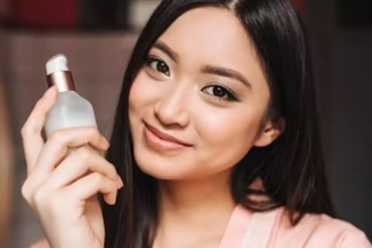 Rekomendasi 9 serum anti rambut mengembang mulai Rp20 ribu, bikin rambut lebih rapi dan lembap