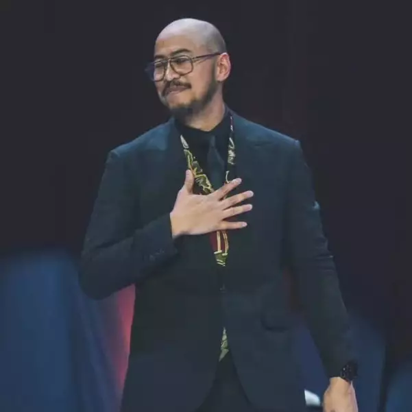 Didenda 48 kerbau-babi dan Rp2 M oleh masyarakat adat Toraja, begini klarifikasi Pandji Pragiwaksono