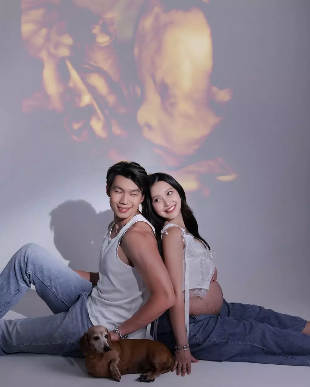 Nita Vior pemotretan maternity © Instagram Nita Vior pemotretan maternity © Instagram