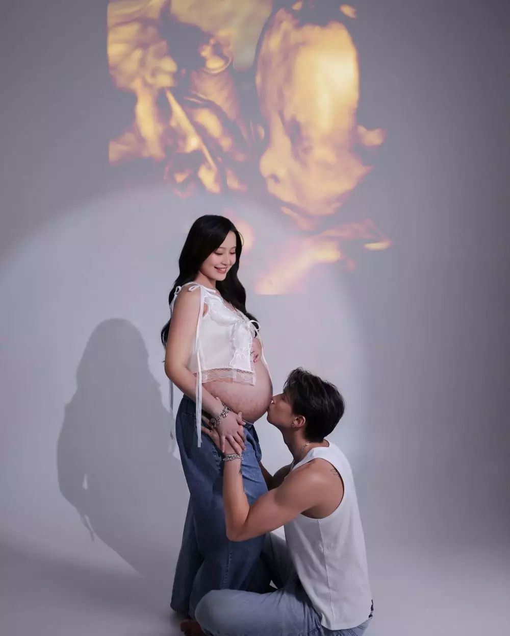 Nita Vior pemotretan maternity © Instagram Nita Vior pemotretan maternity © Instagram