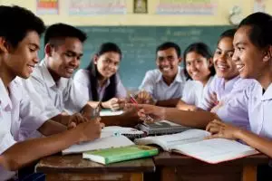 50 Contoh kalimat abstrak, lengkap dengan pengertian, ciri-ciri, dan strukturnya