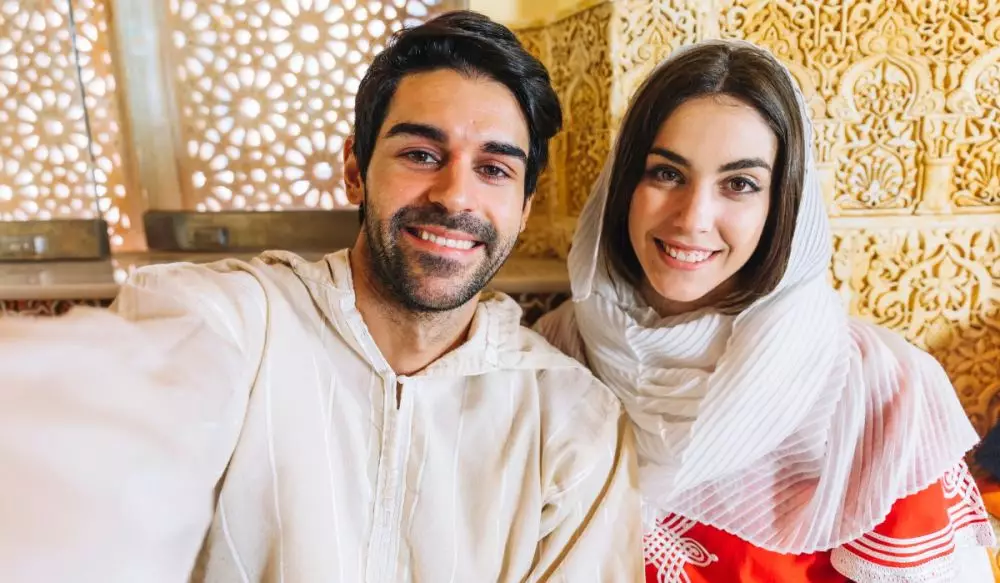 100 Kata-kata cinta islami untuk pasangan yang halal terbaik 2025 © 2025 brilio.net 100 Kata-kata cinta islami untuk pasangan yang halal terbaik 2025 © 2025 brilio.net