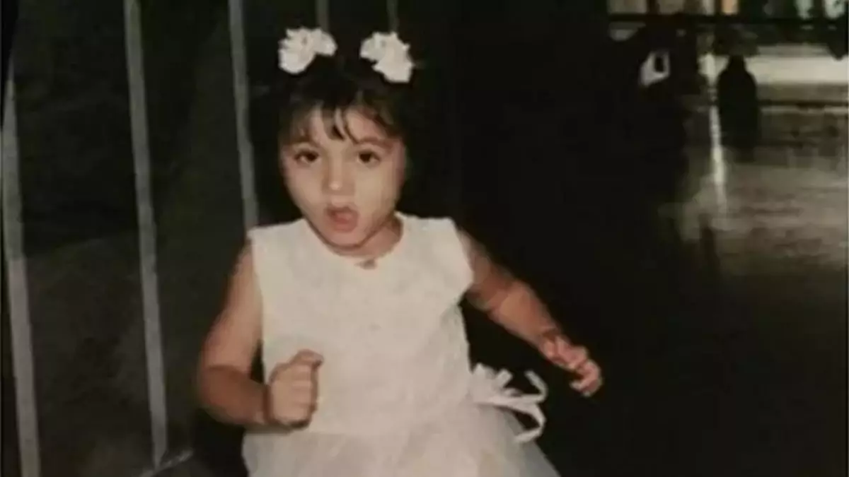 Cewek blasteran yang dulu Gadis Sampul 2010 kini jadi staf ahli kemenpora, ini 11 transformasinya