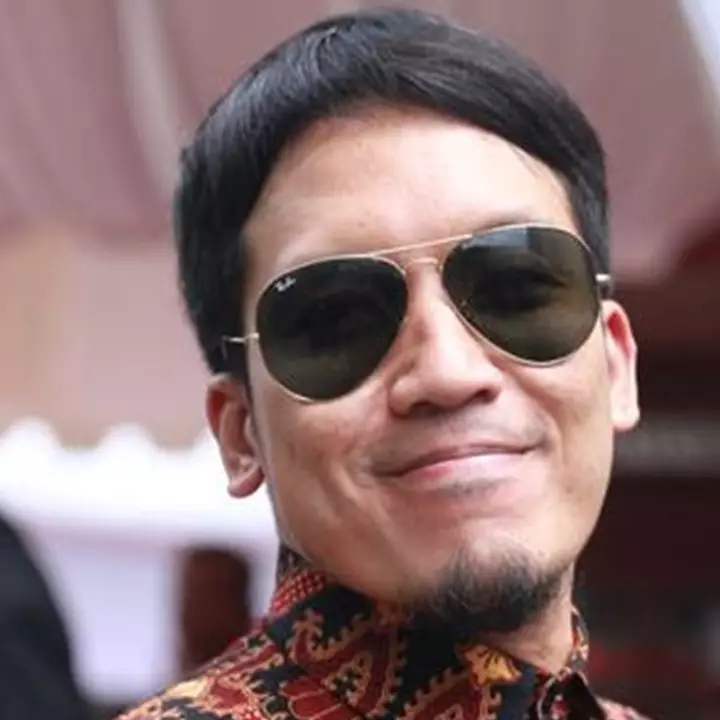 Desta gantikan Abimana di film Warkop DKI Reborn, begini respons anak almarhum Dono
