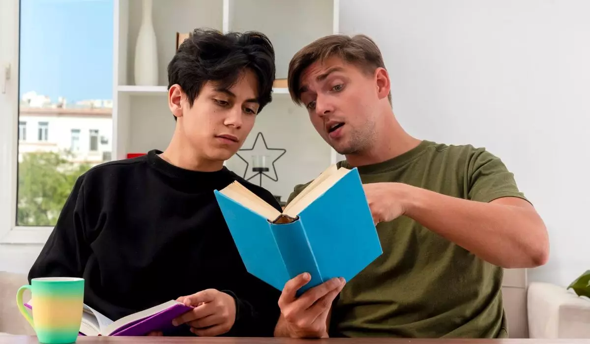 50 Contoh kalimat adaptasi dan adopsi bahasa Indonesia, lengkap, jelas, dan mudah dipahami