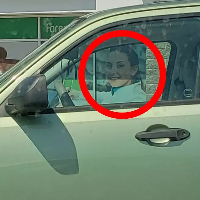 11 Foto kocak dengan visual mengecoh yang bikin salah fokus, pikiran langsung gagal paham