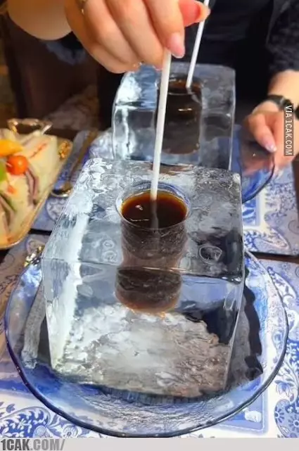 penyajian kopi nyeleneh © berbagai sumber