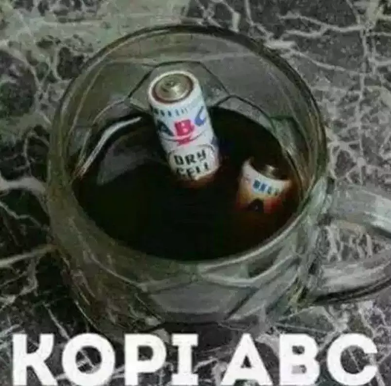 penyajian kopi nyeleneh © berbagai sumber