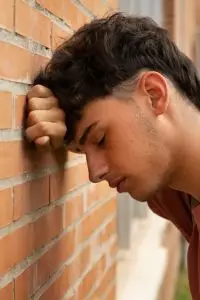 Dengan kata-kata penyemangat itu, semangat perlahan akan kembali, memberi energi positif.