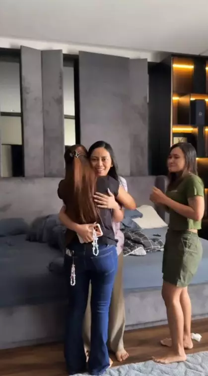 Rachel Vennya beri kejutan untuk asisten © TikTok Rachel Vennya beri kejutan untuk asisten © TikTok