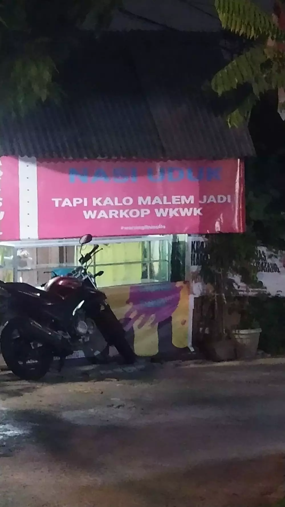 warung kopi tulisan © berbagai sumber warung kopi tulisan © berbagai sumber