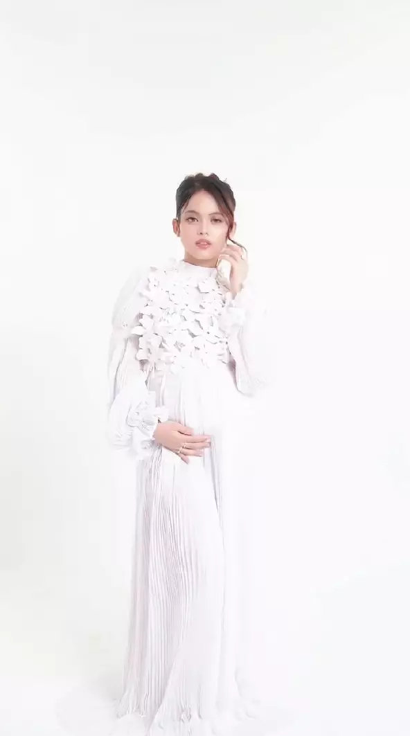 maternity Putri Isnari hamil anak pertama © Instagram