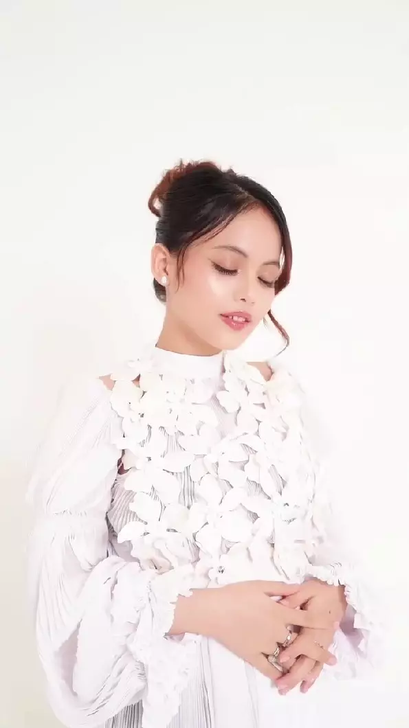 maternity Putri Isnari hamil anak pertama © Instagram