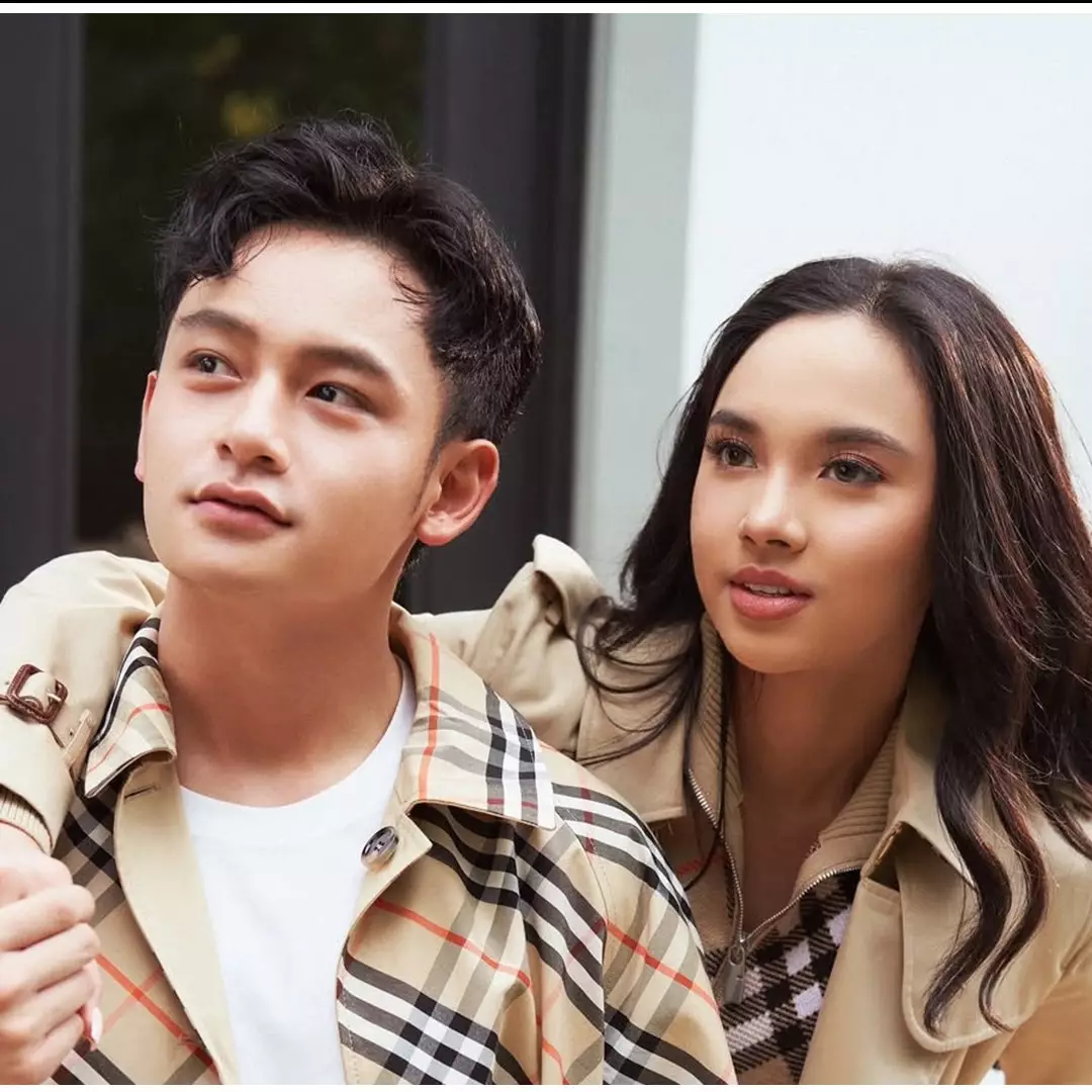6 Potret Randy Martin rayakan ulang tahun ke-27 bareng Lyodra di Shanghai, romantis banget
