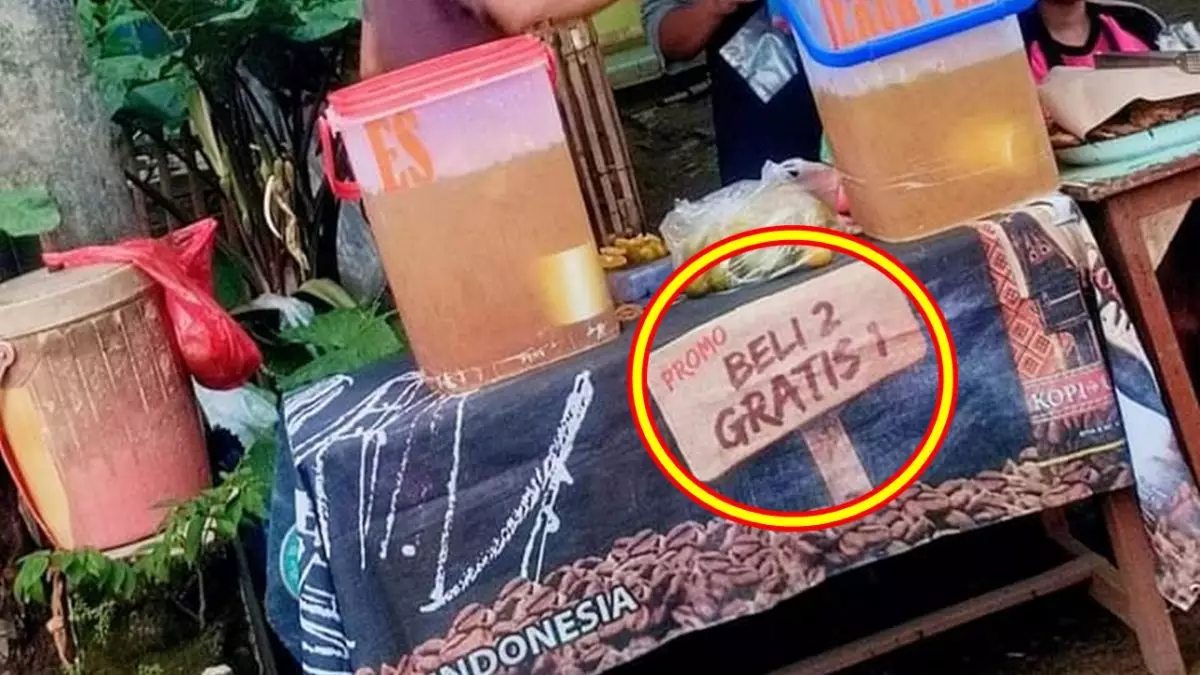 Pakai teknik ‘S3 Marketing', 11 spanduk dagang super kocak ini bikin pembeli auto salah fokus