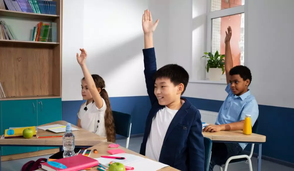 100 Kata-kata bijak guru untuk murid penuh motivasi terbaru © 2025 brilio.net