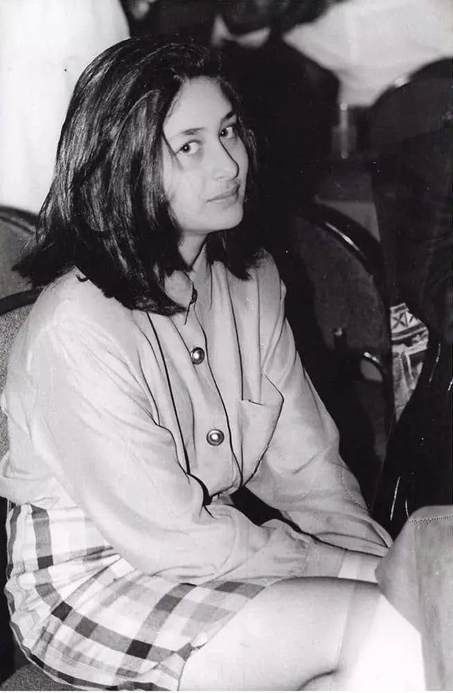 bocah digendong amitabh bachchan © berbagai sumber