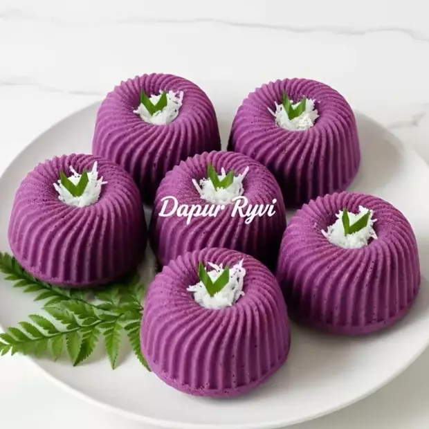 9 Resep kreasi putu ayu dengan berbagai rasa yang enak dan warna sedap dipandang