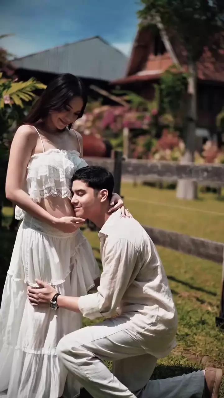 Alyssa Daguise dan Al Ghazali umumkan kehamilan anak pertama © 2025 Instagram