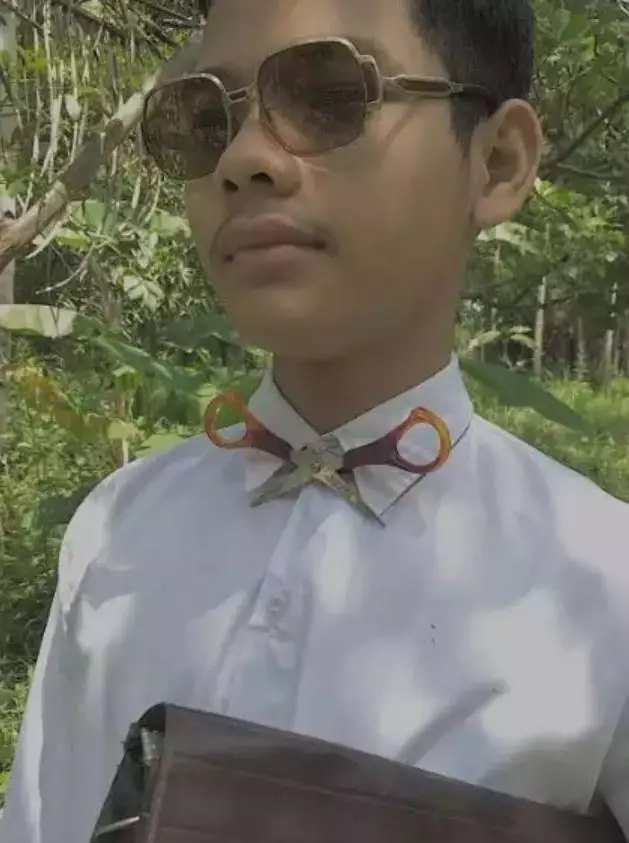 tampil beda pakai aksesori nyeleneh © berbagai sumber