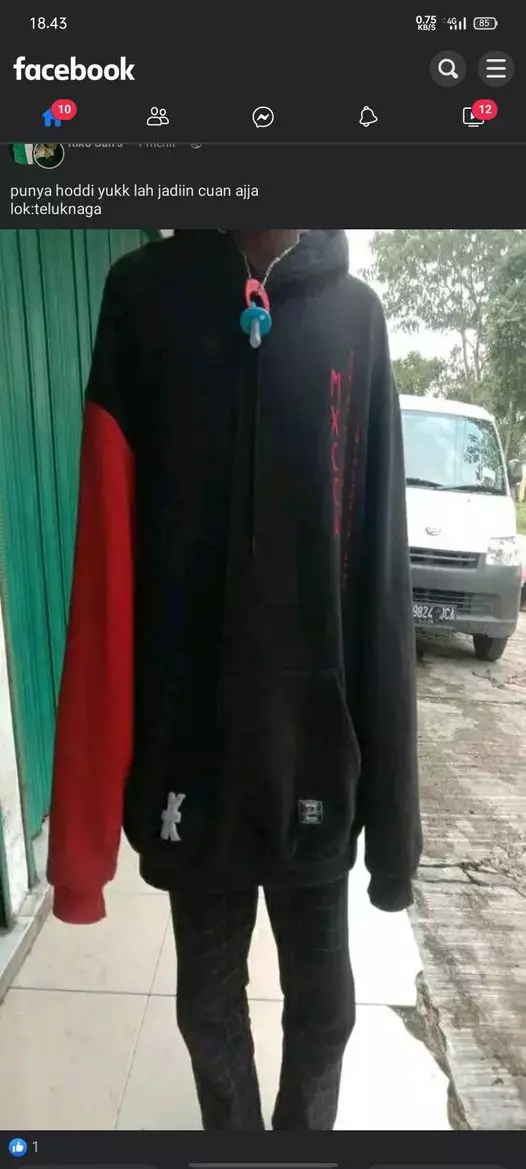 tampil beda pakai aksesori nyeleneh © berbagai sumber