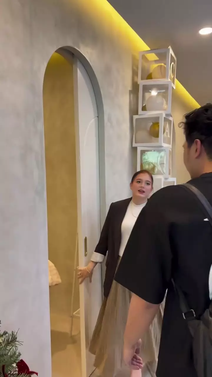 Aditya Zoni bertemu dengan Yasmine Ow di Malaysia © 2025 Instagram