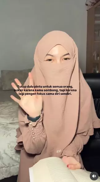 Wardatina Mawa istri sah laporkan perselingkuhan © Instagram