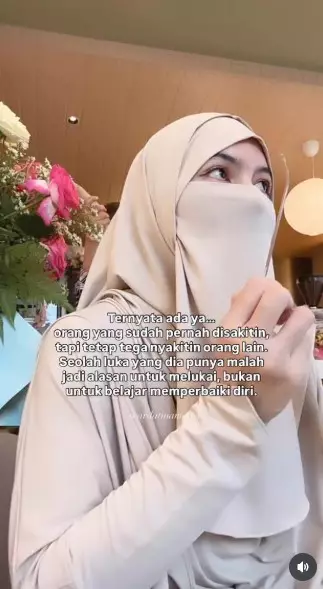 Wardatina Mawa istri sah laporkan perselingkuhan © Instagram