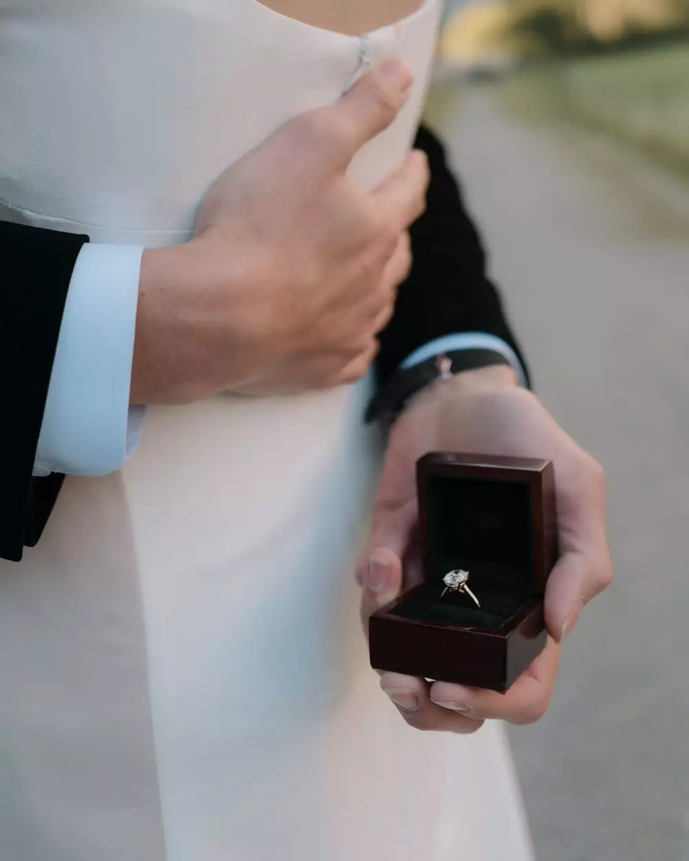 Syifa hadju tidak selalu pakai cincin tunangan © berbagai sumber