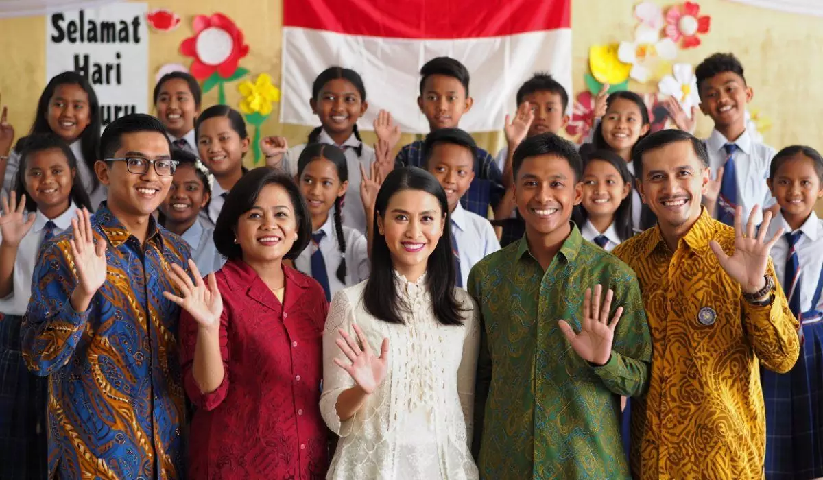 100 Kata-kata ucapan peringatan Hari Guru Nasional, menyentuh, inspiratif, dan bikin haru