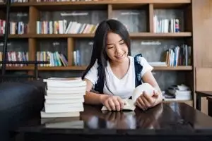 100 Kata-kata motivasi literasi, bikin semangat bikin hidup kian berarti