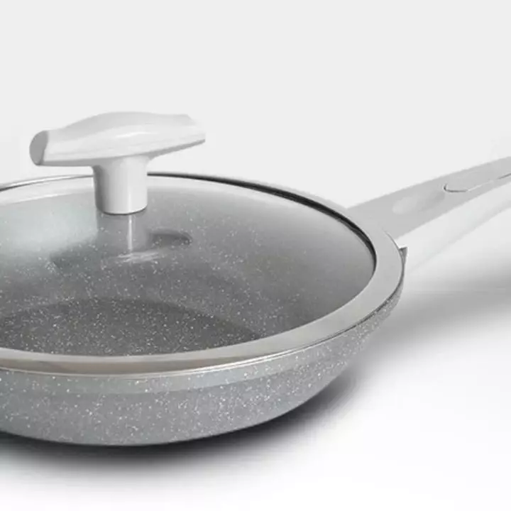 5 Rekomendasi panci granit terbaik di bawah Rp400 ribu, anti lengket dan tahan lama untuk masakan