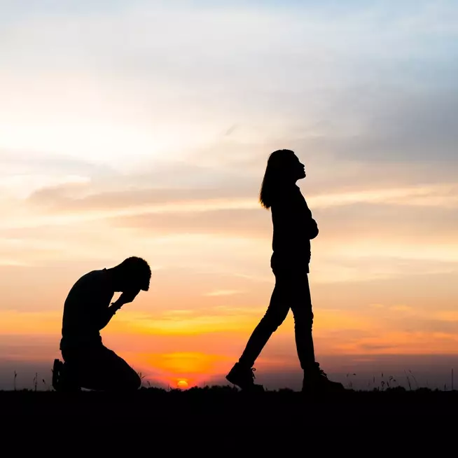 100 Kata-kata motivasi putus cinta, kembali bikin semangat dan berkelas