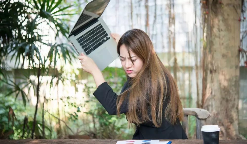 100 Kata-kata lucu tentang dunia kerja yang paling relate © 2025 brilio.net