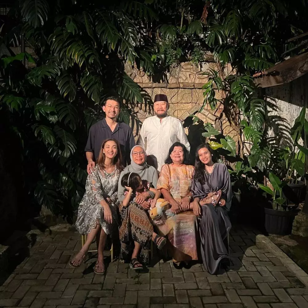 bintang lenong era 80-an ini mertua aktor top © berbagai sumber bintang lenong era 80-an ini mertua aktor top © berbagai sumber