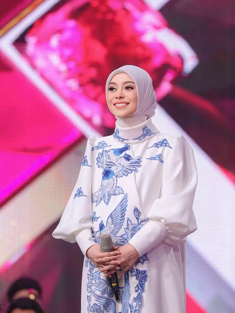 Potret baby bump Lesty Kejora © 2025 Instagram