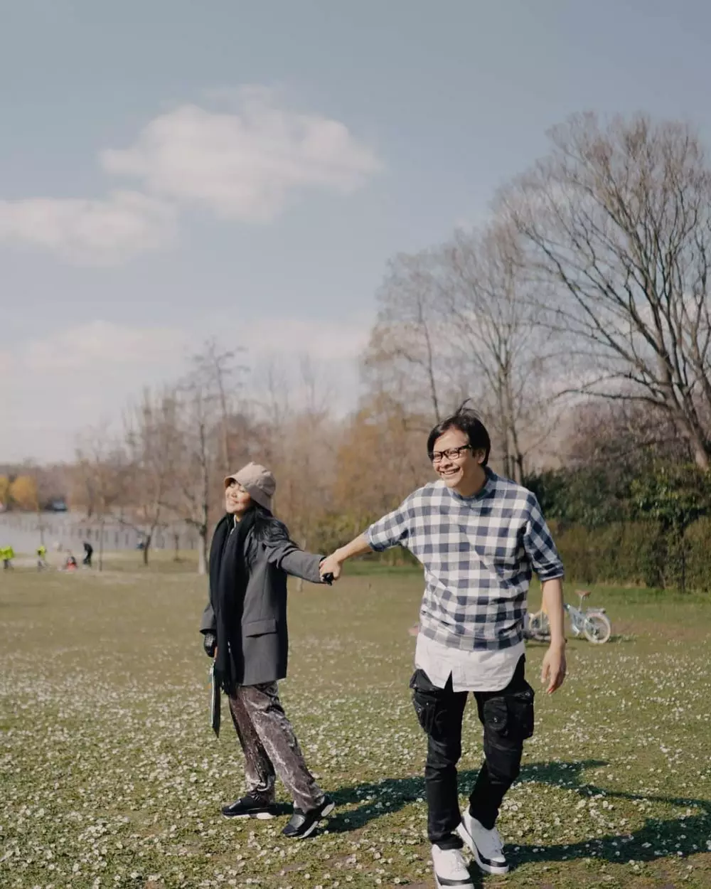 potret mesra armand maulana dan dewi gita yang awet nikah 30 tahun © berbagai sumber potret mesra armand maulana dan dewi gita yang awet nikah 30 tahun © berbagai sumber