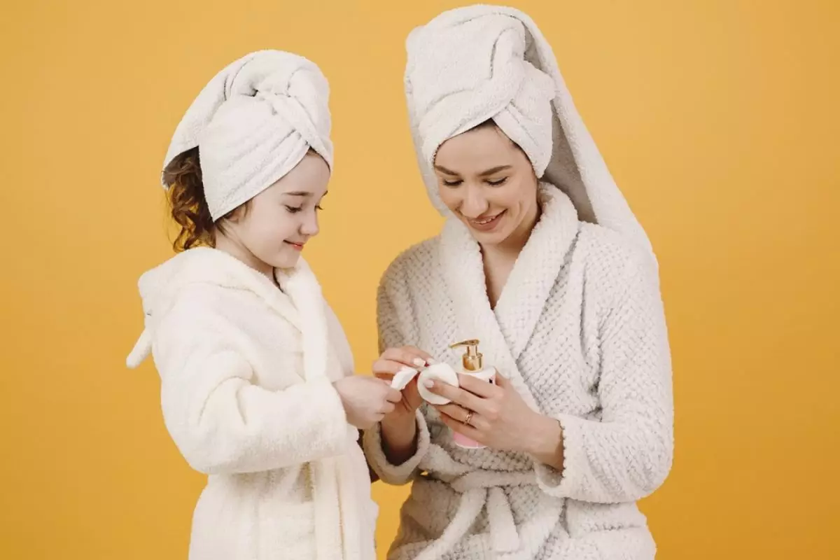 Kulit anak harus dirawat, 9 skincare aman untuk usia 7 tahun dengan harga di bawah Rp100 ribu