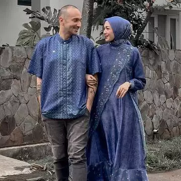 5 Potret kenangan mendiang Gary Iskak dengan Richa Iskak, romantis penuh kehangatan
