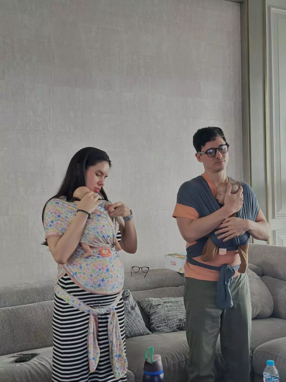 Nino Fernandez dampingi Steffi Zamora kelas menyusui © Instagram Nino Fernandez dampingi Steffi Zamora kelas menyusui © Instagram