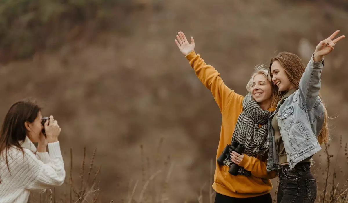 100 Kata-kata bijak tentang pertemanan penuh arti, cocok buat hati yang lagi butuh lingkaran positif