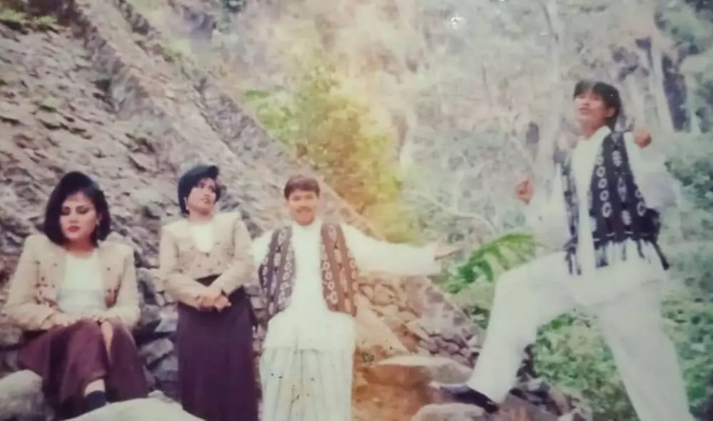 ibu virgoun penyanyi era 80an © berbagai sumber ibu virgoun penyanyi era 80an © berbagai sumber