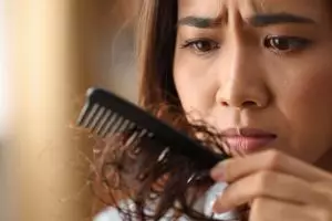 12 Rekomendasi hair care untuk rambut rontok, harga di bawah Rp100 ribu