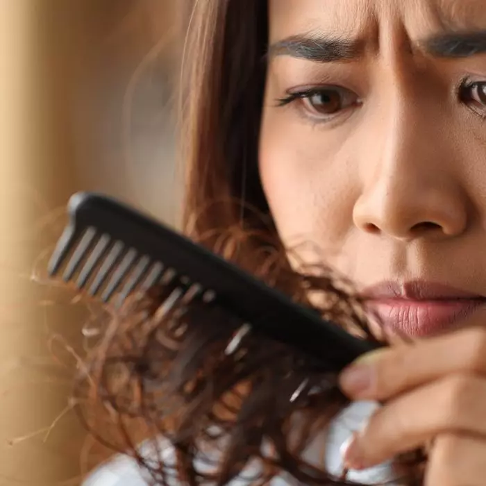 12 Rekomendasi hair care untuk rambut rontok, harga di bawah Rp100 ribu