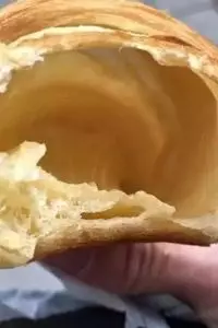 Ketika harapan tak sesuai realita, 13 potret apes makan roti ini bikin geleng kepala