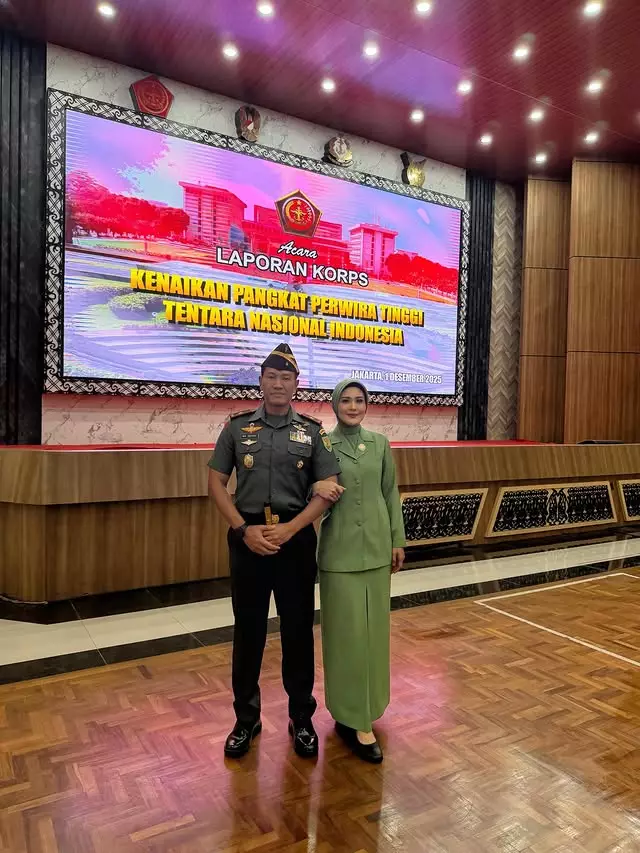 Suami Juliana Moechtar naik pangkat © 2025 Instagram