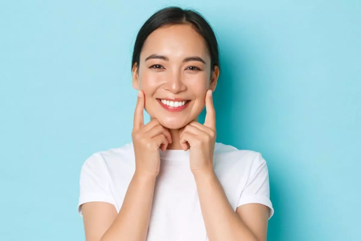 Gigi kuning langsung cerah! Rahasia putih alami pakai 1 bahan dapur yang jarang diketahui