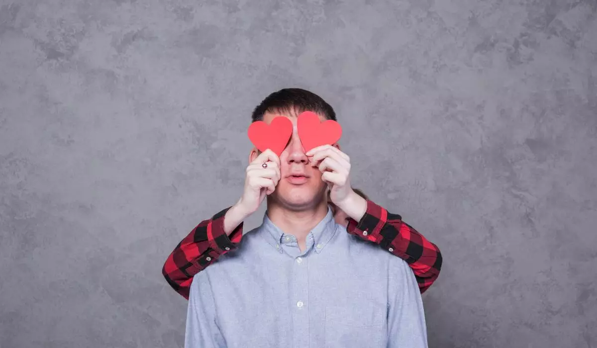 100 Kata-kata mutiara tentang cinta yang meneduhkan, cocok dibaca saat kamu butuh rasa tenang di hati