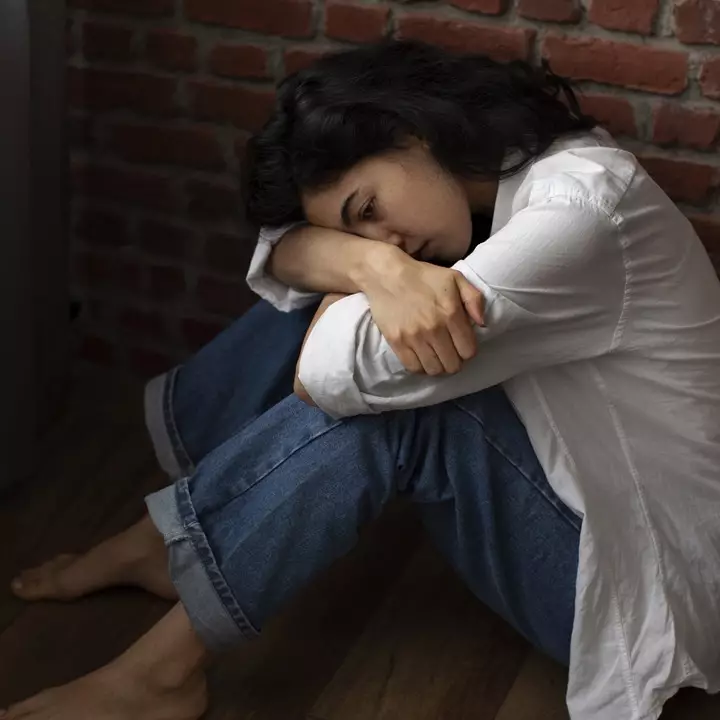 100 Kata-kata sedih nyesek bikin nagis, menyentuh hati banget